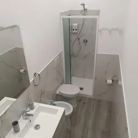 Apartment Due Rose Recco